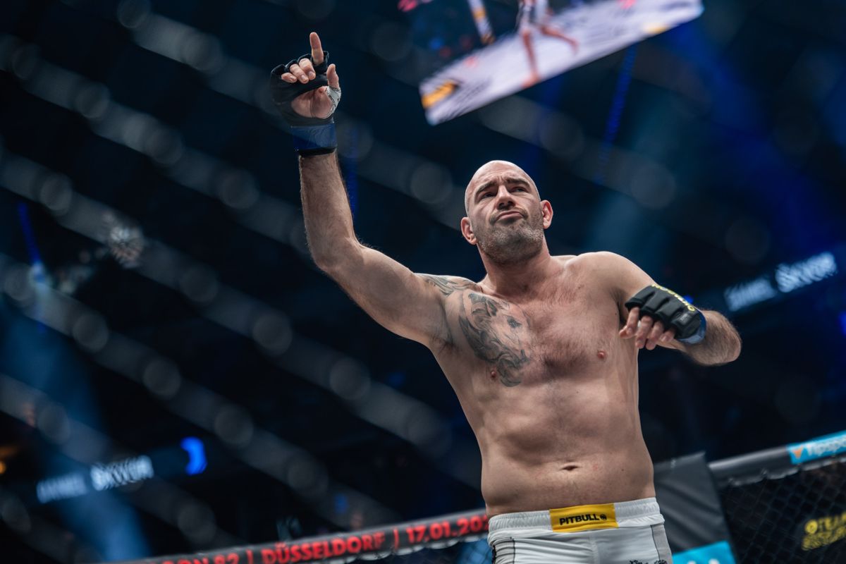 Daniel Škvor v kleci Oktagonu