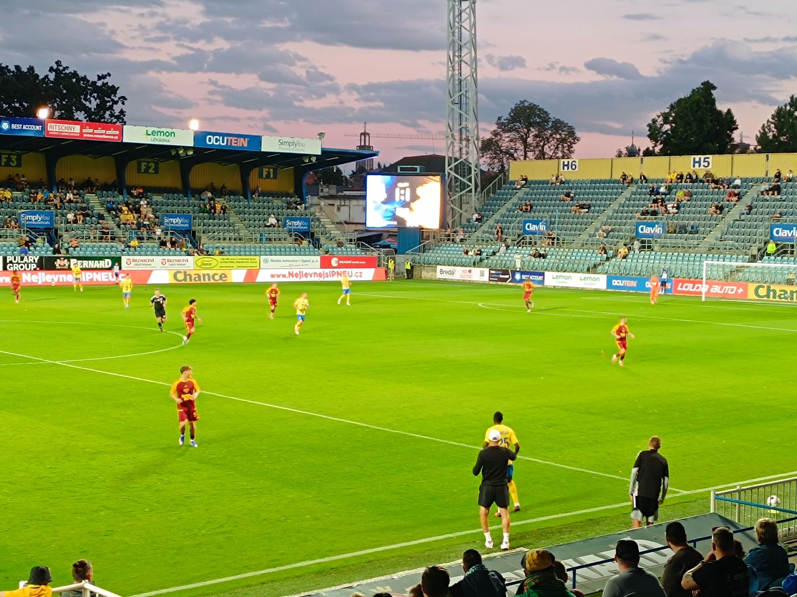 Simply Arena Opava pod světly